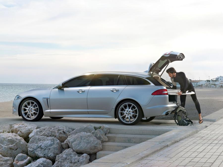  Jaguar XF Sportbrake Option Pack 2012 года  (UK) (фото 13 из 17)